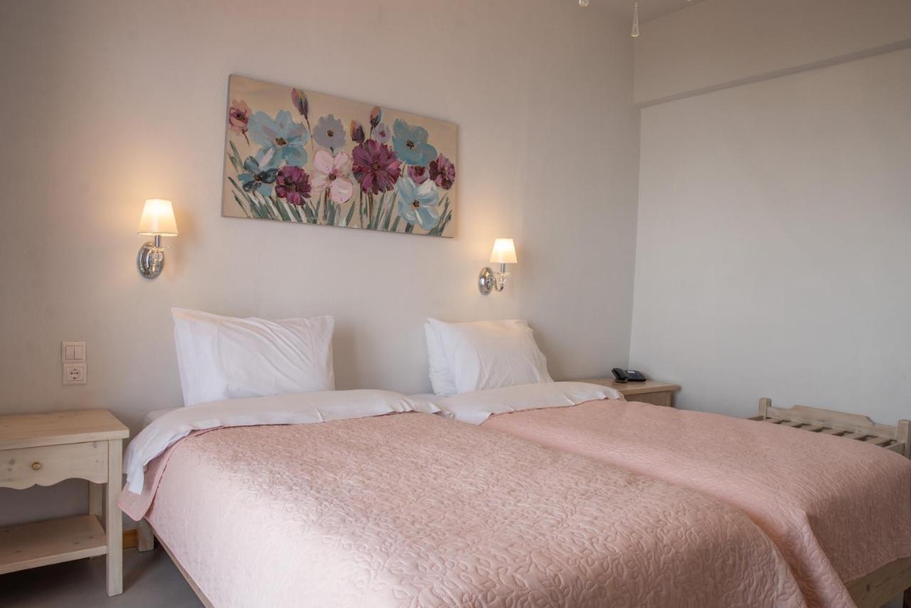 Marabou Hotel Chorefto Extérieur photo